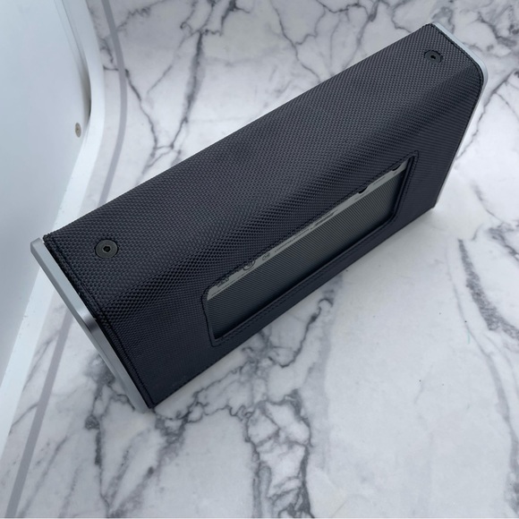 Bose SoundLink Bluetooth Mobile Speaker II Dark Gray Nylon with Box Cord Manual - Picture 5 of 12